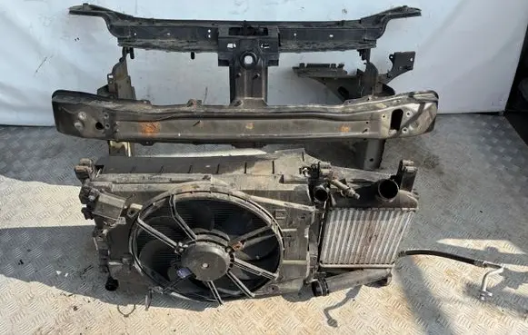Dacia Logan II Front piece kit 
