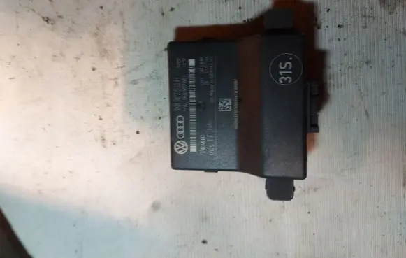 Volkswagen Touran I Gateway control module 1K0907530