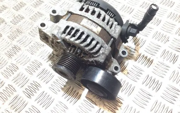 BMW 1 E82 E88 Generator/alternator 7550468