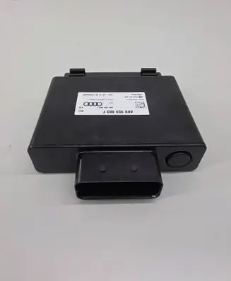 Audi A6 C7 Voltage converter/converter module 8K0959663F