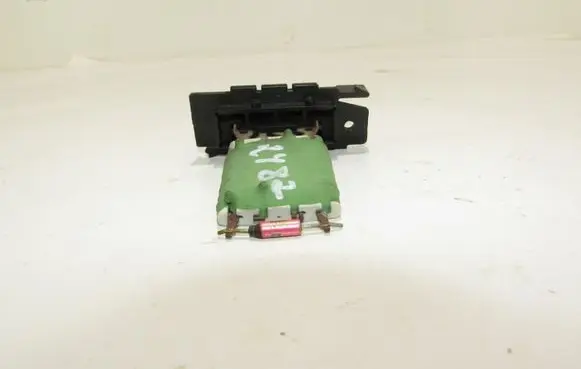 Volvo V70 Heater blower fan relay kodo