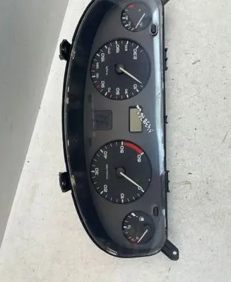 Peugeot 406 Speedometer (instrument cluster) 87001370 9630372780