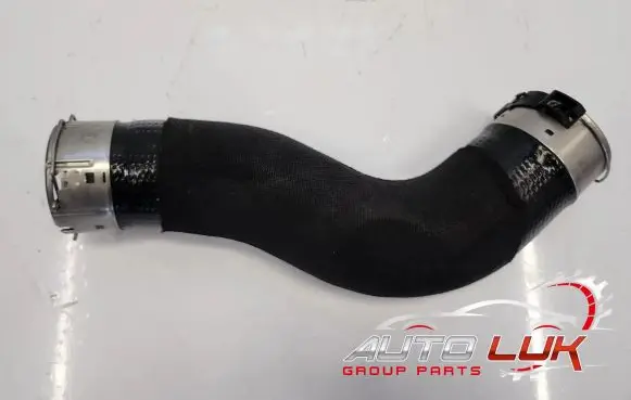 BMW 5 G30 G31 Engine coolant pipe/hose