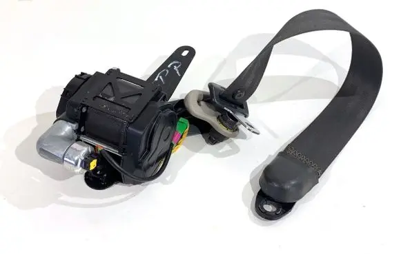 Opel Antara Front seatbelt