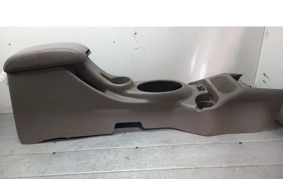 Chrysler Neon II Center console