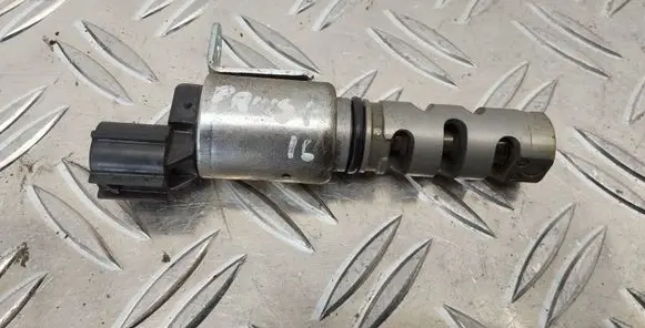 Toyota Prius+ (ZVW40) Camshaft vanos timing valve 30T0505010H3