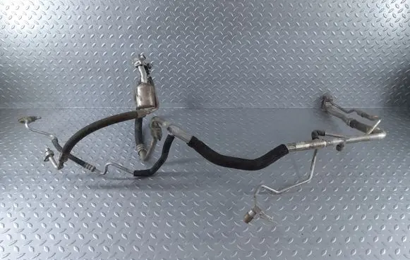 Cadillac XTS Air conditioning (A/C) pipe/hose 20888036 84429959 23174232