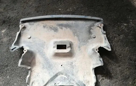 Mercedes-Benz CLK A209 C209 Engine splash shield/under tray A2095241130