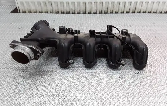 Peugeot 207 Intake manifold 9653808680