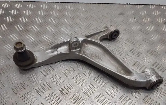 Infiniti Q70 Y51 Rear upper control arm/wishbone
