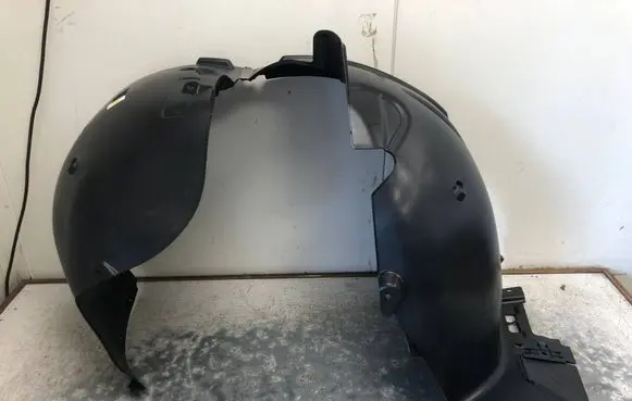 Audi Q2 - Front wheel arch liner splash guards 81M821172BILI 81M821172