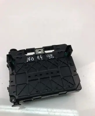 Peugeot 206 Fuse module 9643498880