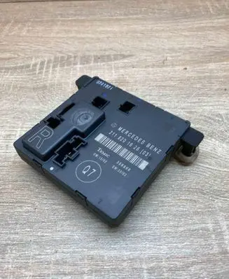 Mercedes-Benz E W211 Door control unit/module 2118201626 356806