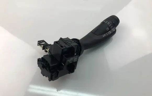 Volvo XC60 Indicator stalk E112060