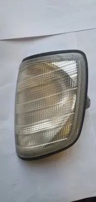Mercedes-Benz E W124 Front indicator light 1305233936
