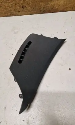Toyota Auris 150 (A) pillar trim 6221902010