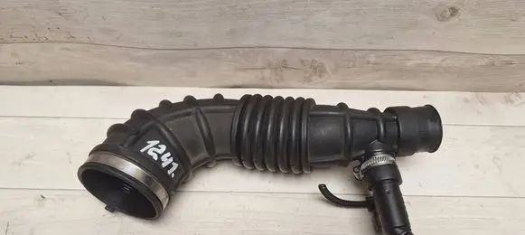Opel Corsa D Air intake hose/pipe 13254175 498891241