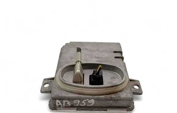 BMW 3 E90 E91 Xenon control unit/module 6948180