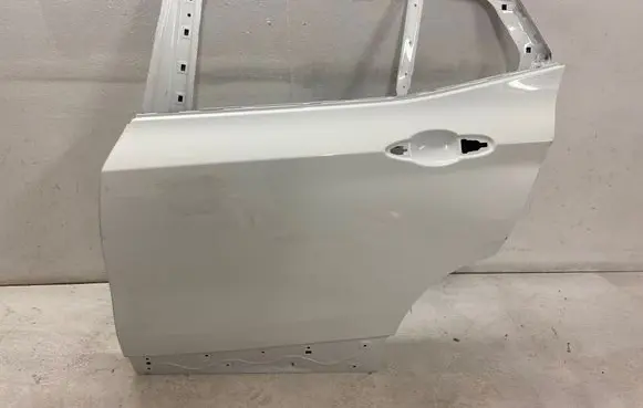 BMW X2 F39 Rear door