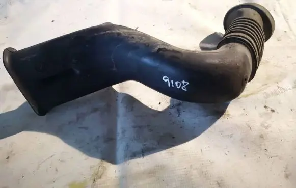 Honda CR-V Air intake hose/pipe