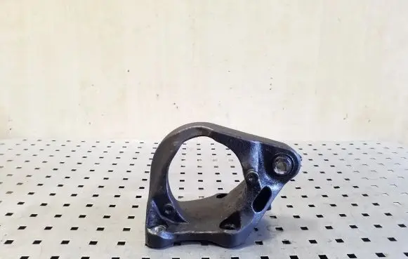 Volvo XC70 Driveshaft support bearing bracket 31375838