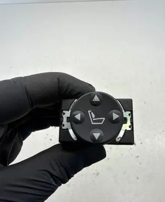 BMW 5 E60 E61 Seat control switch 8360877