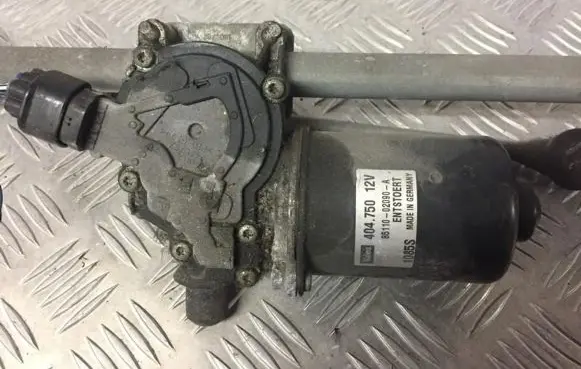 Toyota Corolla E120 E130 Wiper motor 8511002090a 85110-02090-a