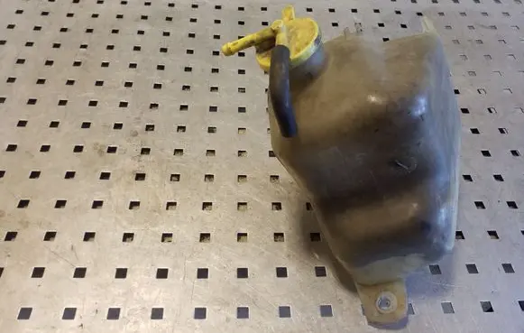 Opel Frontera B Coolant expansion tank/reservoir 97179155 97165768