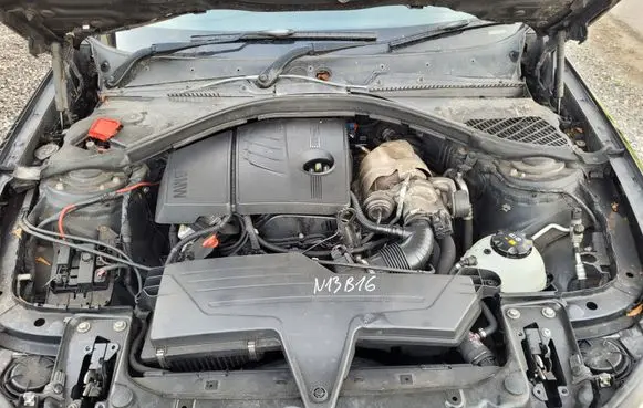 BMW 1 F20 F21 Engine