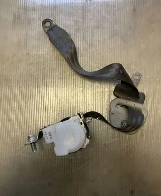 Nissan Navara D40 Rear seatbelt L071501 H073811 H073818