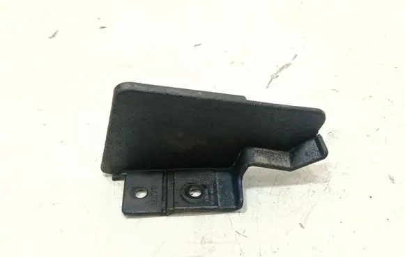 Nissan Qashqai Rear mudguard 768574EA0A