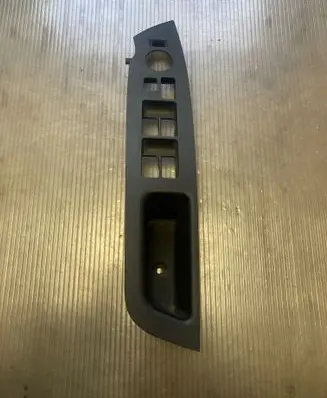 KIA Sorento Electric window control switch 935702P610VA