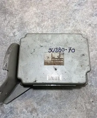 Subaru Impreza IV Gearbox control unit/module 31711AJ080 A64000QR2