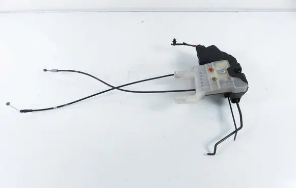 Hyundai Tucson JM Front door lock 