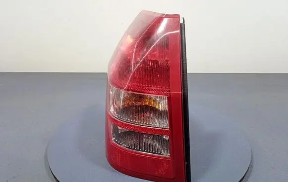 Dodge Magnum Rear/tail lights 04805967AH