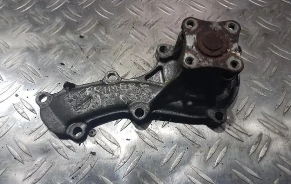 Nissan Primera Water pump