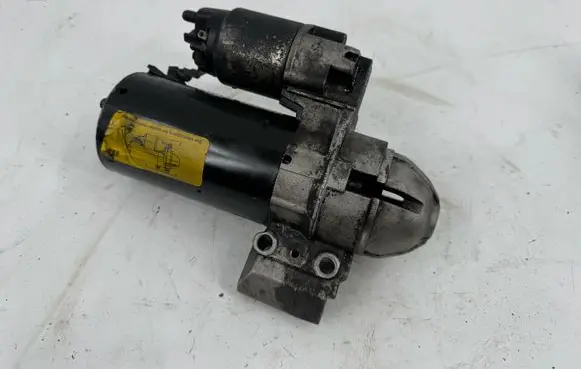 BMW 7 F01 F02 F03 F04 Starter motor 1005831793