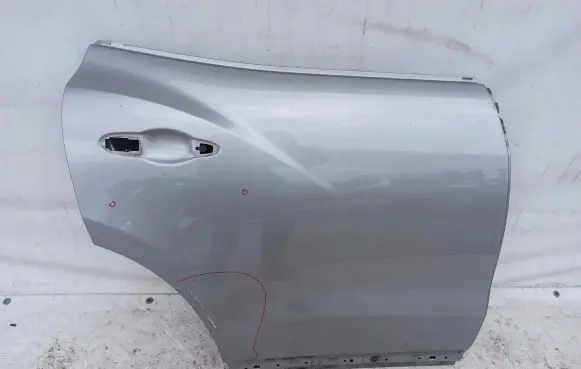Maserati Levante Rear door