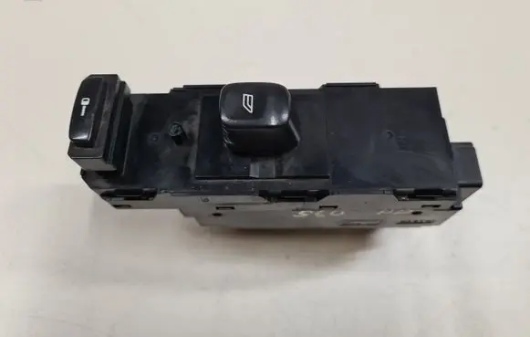 Volvo S60 Electric window control switch 30658147 MP39DA00036 MP39DA0