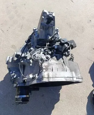 Hyundai Tucson TL Manual 6 speed gearbox 4311132401