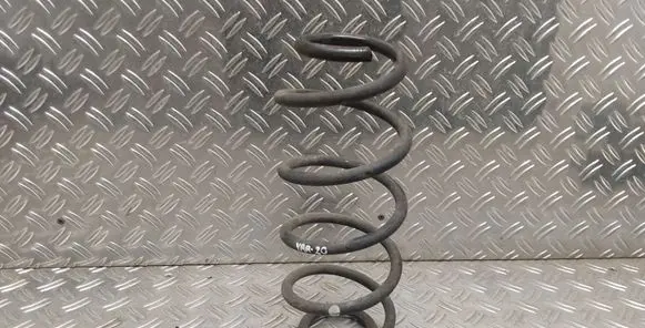 Toyota Yaris Rear coil spring 