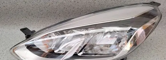 Ford Fiesta Headlight/headlamp H1BB13W030AE