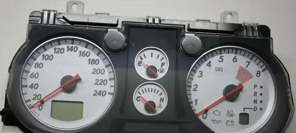 Mitsubishi Outlander Speedometer (instrument cluster) 8100A088