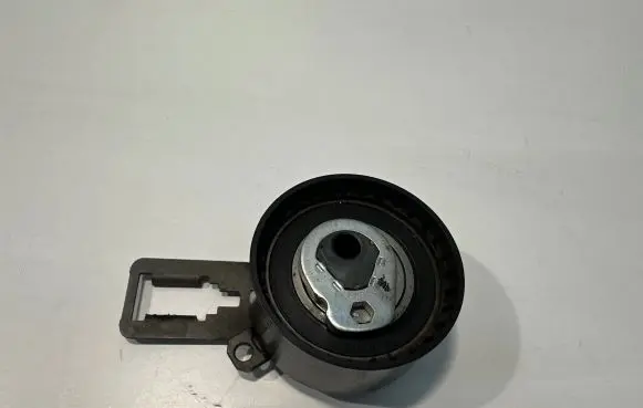Ford Focus Belt tensioner pulley 9677656180