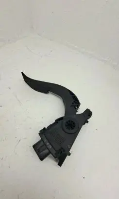 Porsche Macan (95B) Accelerator throttle pedal 8K1723523