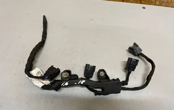 Opel Mokka X Fuel injector wires 13396669