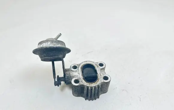 Toyota Avensis T250 Throttle valve
