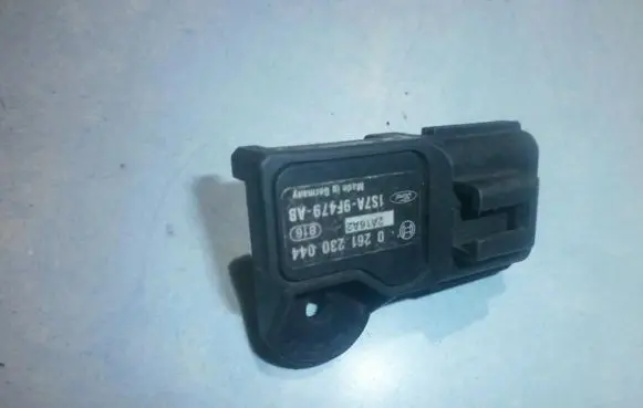 Ford Mondeo MK II Air pressure sensor 0261230044 1S7A9F479AB