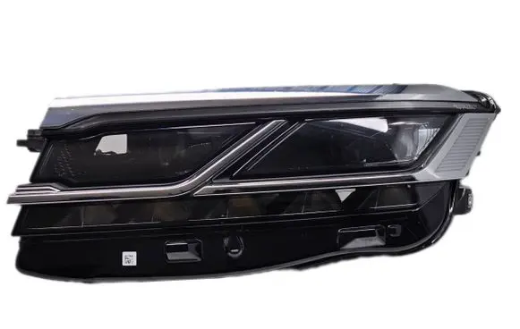Volkswagen Touareg III Headlight/headlamp 761941081 1EX01314305
