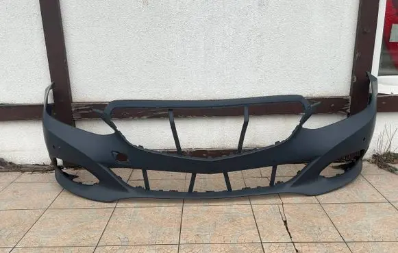 Mercedes-Benz E W212 Front bumper 50E1074 A2128802647 HFBZ11081P1